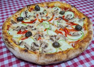 Vegeteriana pizza 32cm