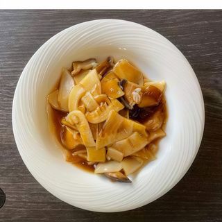 90 Funghi e bambù saltato