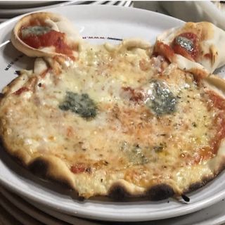 Pizza 4 Quesos (30 Cm.)