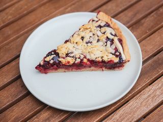 Pita od šumskog voća (posno)