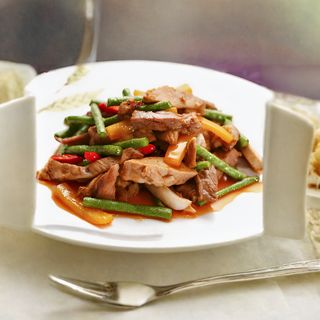 2186 Телешко със зеленчуци (700г)