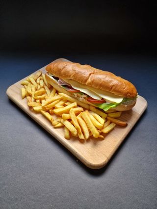 Sendvič kulen i sir pomfrit 450g