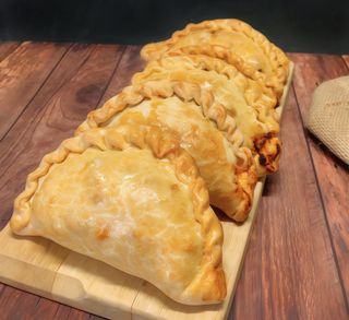 Empanada Gourmet De Pollo A La Florentina ( PF )