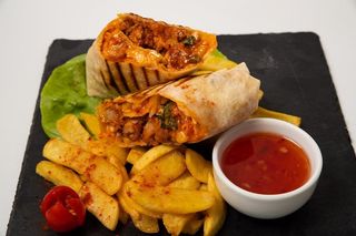 Crunchy Wrap, Cartofi, sos inclus