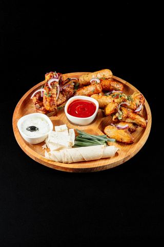 М'ясна тарілка Фірмова (1020/50г)