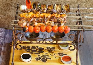 საფირმო მწვადის ასორტი