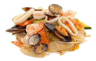 382 Gnocchi di riso con frutti di mare e uova