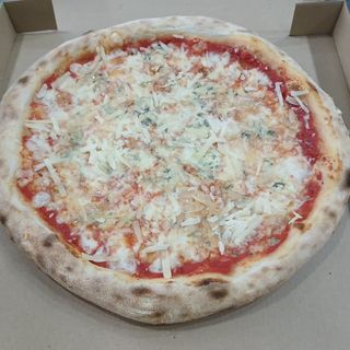 Pizza 4 Quesos (260 G.)