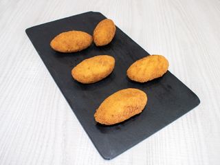 Ración de croquetón de jamón (1 ud.)