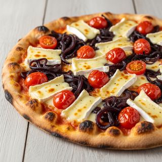 Brie, pomodorini e cipolla rossa caramellata