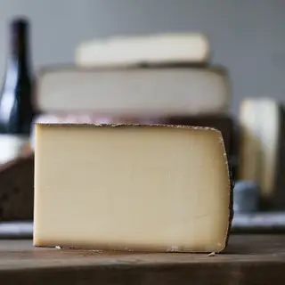 COMTÉ 12 MESES