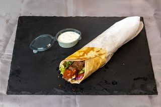 Адана кебап сандвич