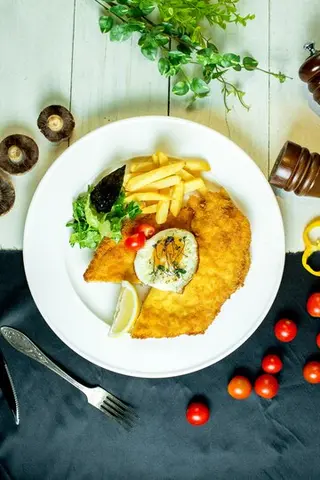 Pariska šnicla 400g+100g pekarski krompir