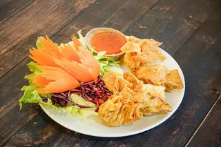 114. Tung Thong