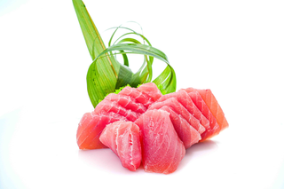 230. Sashimi di tonno 12 pezzi