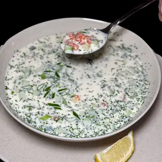 Окрошка з лососем (350г)