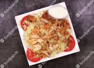 Ориз басмати със пилешко месо от дюнер (100г) + чеснов сос (50г)