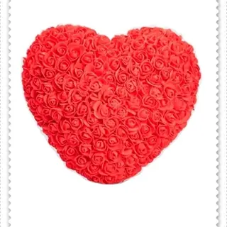 Corazón de rosas grande.