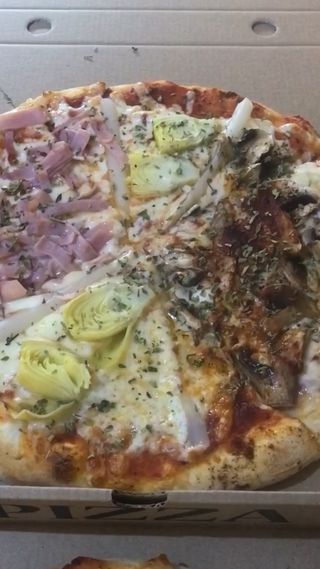 Pizza 4 Estaciones