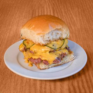 Cheeseburger (200 G.)