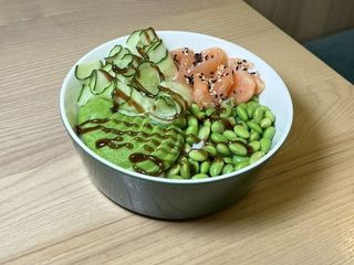 Поке боул з лососем (350g)