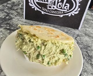 Arepa reina pepiada (ud.)