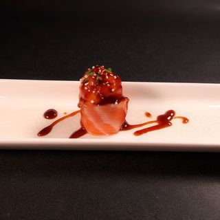 Salmón Y Atún Picante (2 Uds.)