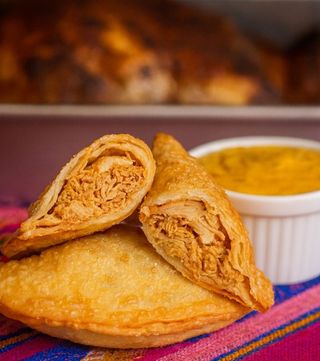 Empanadas de pollo a la brasa