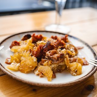 Tapa Revuelto de la Casa con Chorizo