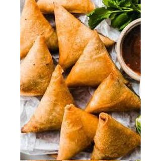 Samosa Pair (Beef And Veg)