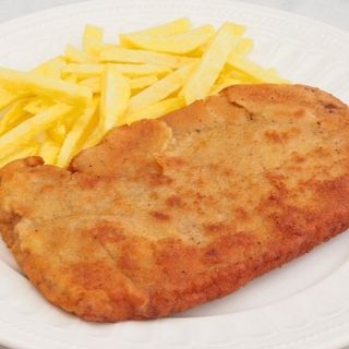 Bistec De Cerdo Empanado