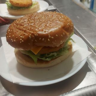 22. Hamburguesa De Pollo