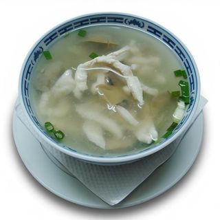 Sopa De Pollo Con Champiñones