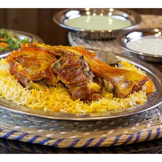 نفرين لحم مندي او كبسه او مضبي (مشوي)