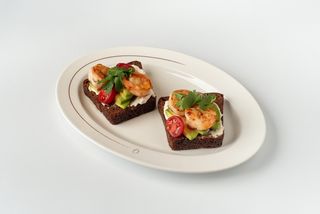 Авокадо-тост с креветками