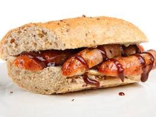 Bocadillo e salchichas