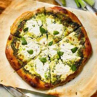 Pizza Pesto