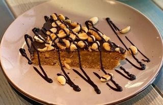 Тістечко"Снікерс"(100гр)