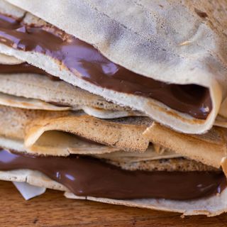 Palačinka sa Nutellom, snikersom i pudingom od vanile