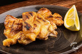 Пилешка пържола от бут (220г)