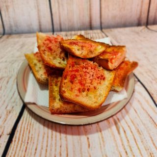 Pan De Coca Con Tomate