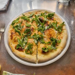 Foccacia Pomodoro Y Rúcula