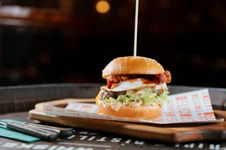 Hardcore burger šefa kuhinje