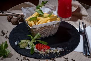 Cartofi fry'n dip (prăjiți)