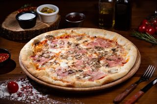 Pizza Prosciutto & Funghi Ø 32cm