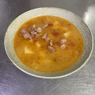 Ciorba ardeleneasca de cartofi cu afumatura 350 gr.