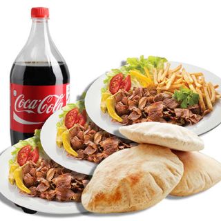 3 Kebab En Plato + 3 Pan De Pita + Coca-Cola (1.25 Lt.)