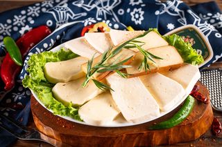 ქართული ყველის ასორტი