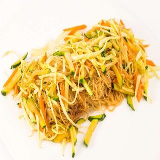 Spaghetti giapponesi con verdure