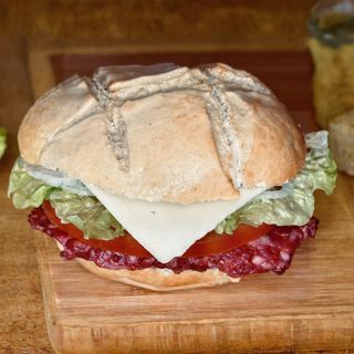 Hamburguesa 3 (Holandesa) + patatas fritas 